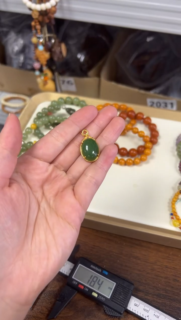 和田玉银S925镶嵌颈饰和田碧玉蛋面银吊坠[0409]