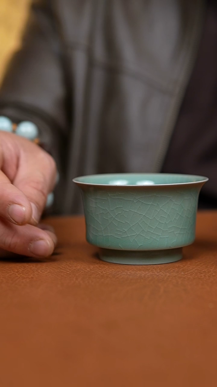 杯仿古翡翠绿纯手工薄胎马蹄杯一级