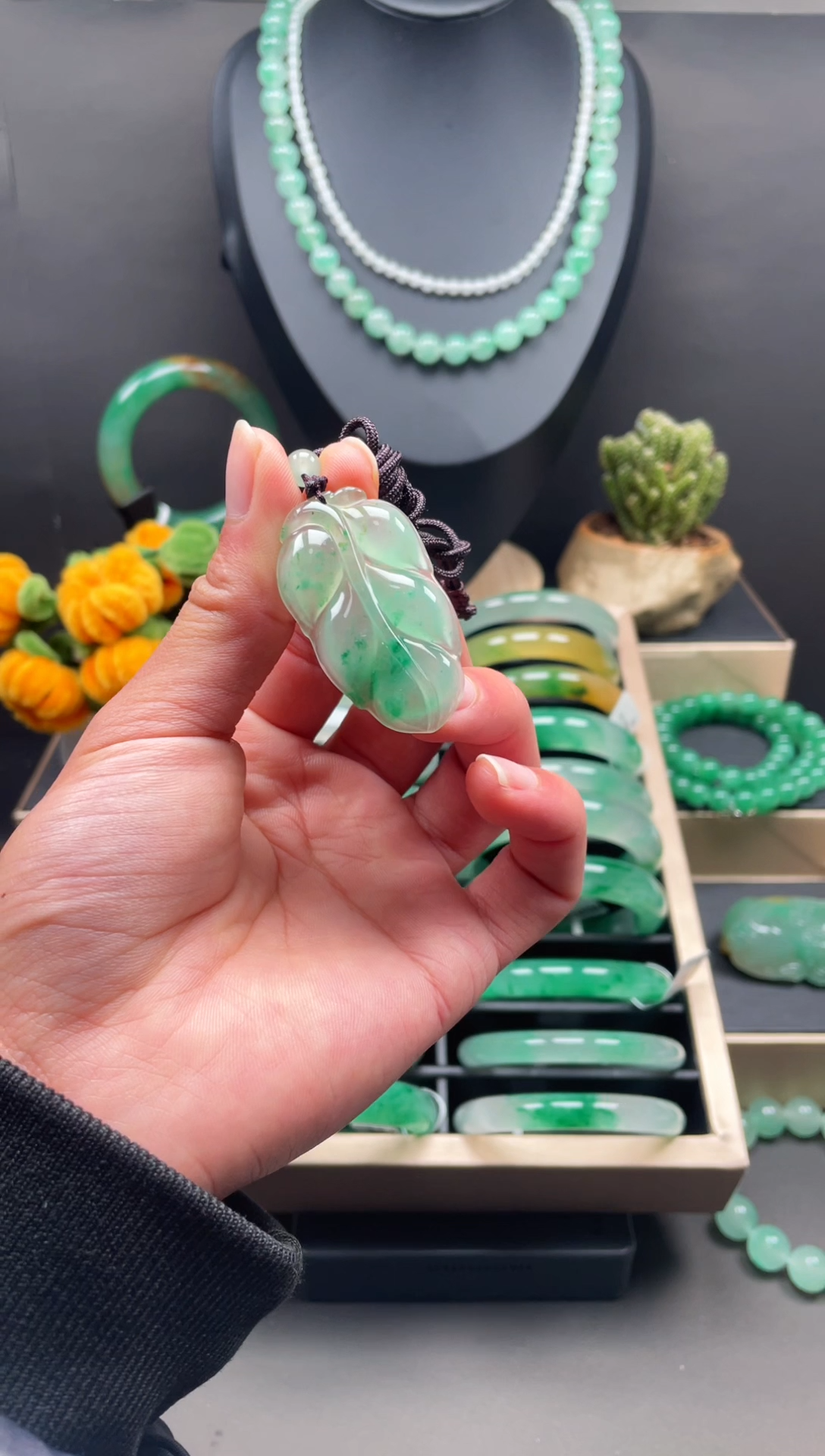 未镶嵌手镯石英质玉天然非洲翠挂件