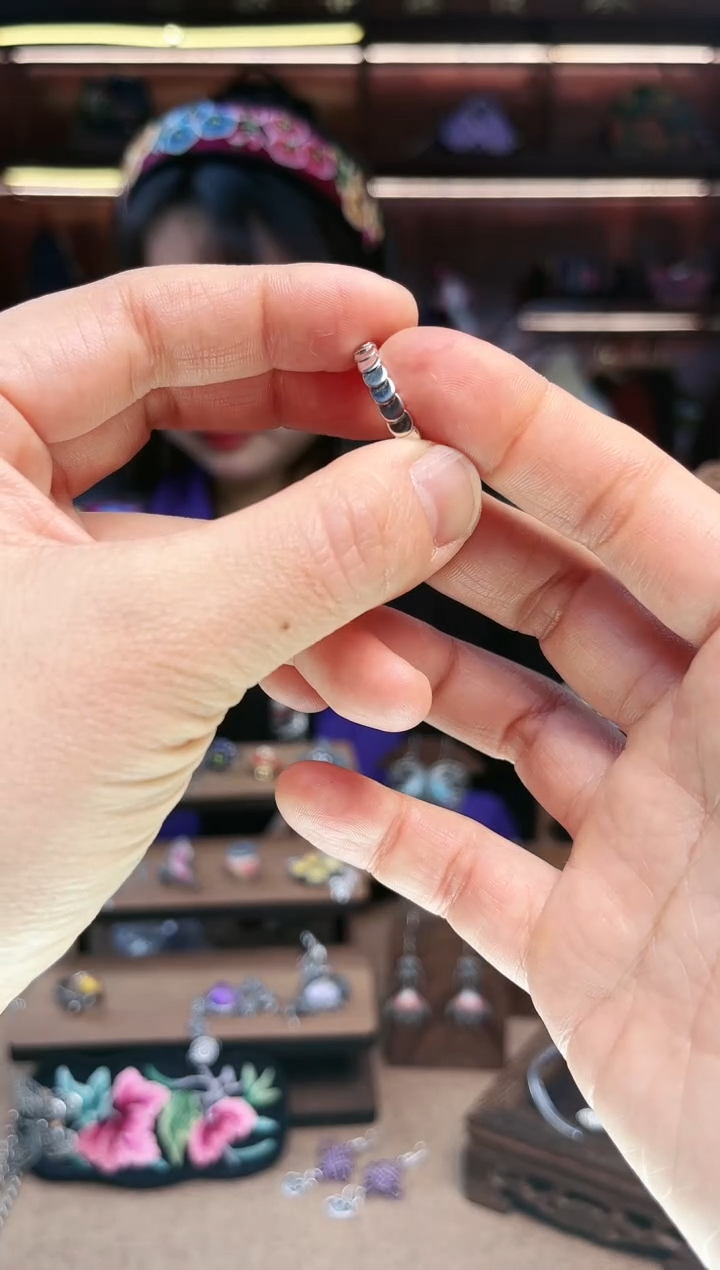 【闪购商品】织绣1940黔东南苗族刺绣