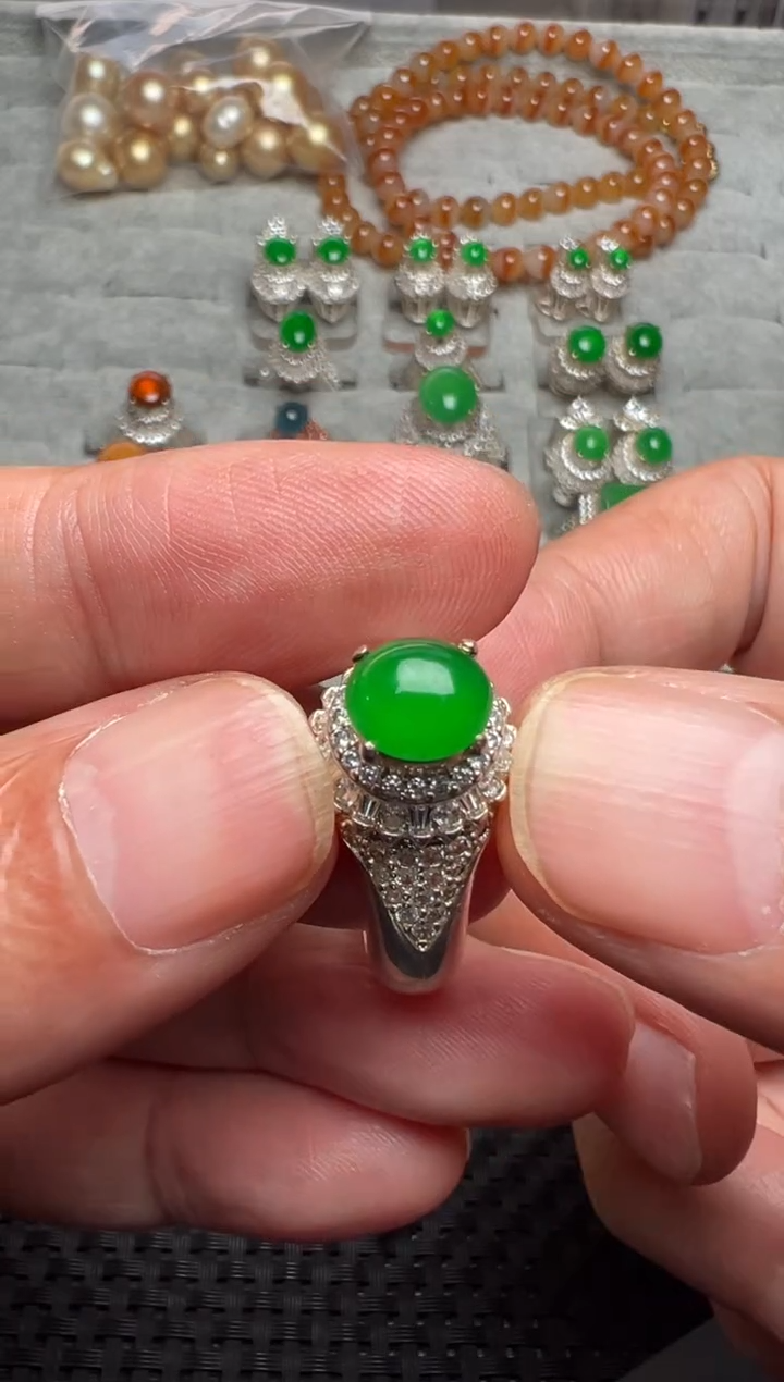 未镶嵌定制翡翠缅甸A货翡翠