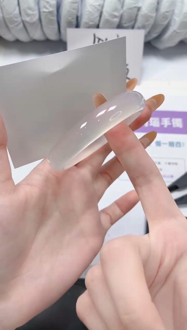 石英质玉手镯未镶嵌331-55.7荔枝