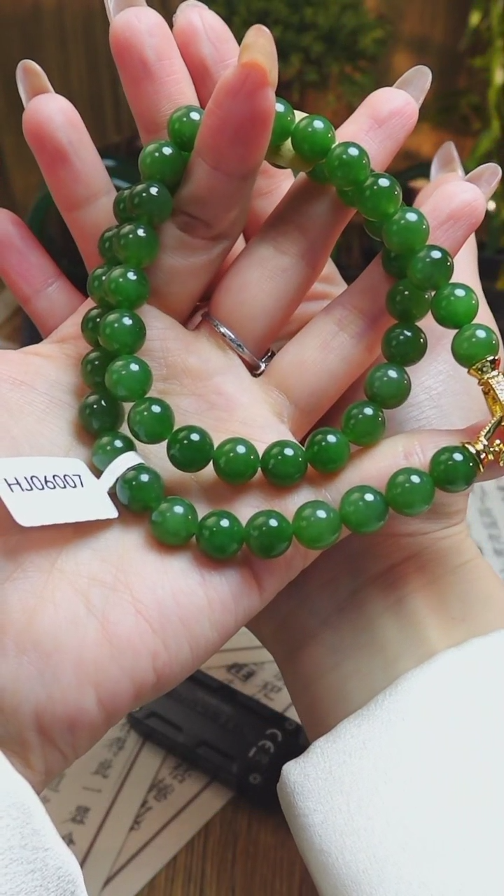 【闪购商品】和田玉项链未镶嵌碧玉果绿色卡10mm