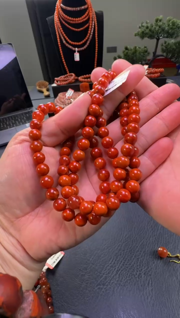 【闪购商品】南红玛瑙手串未镶嵌原矿无优化柿子红8m+佛珠多样性发1
