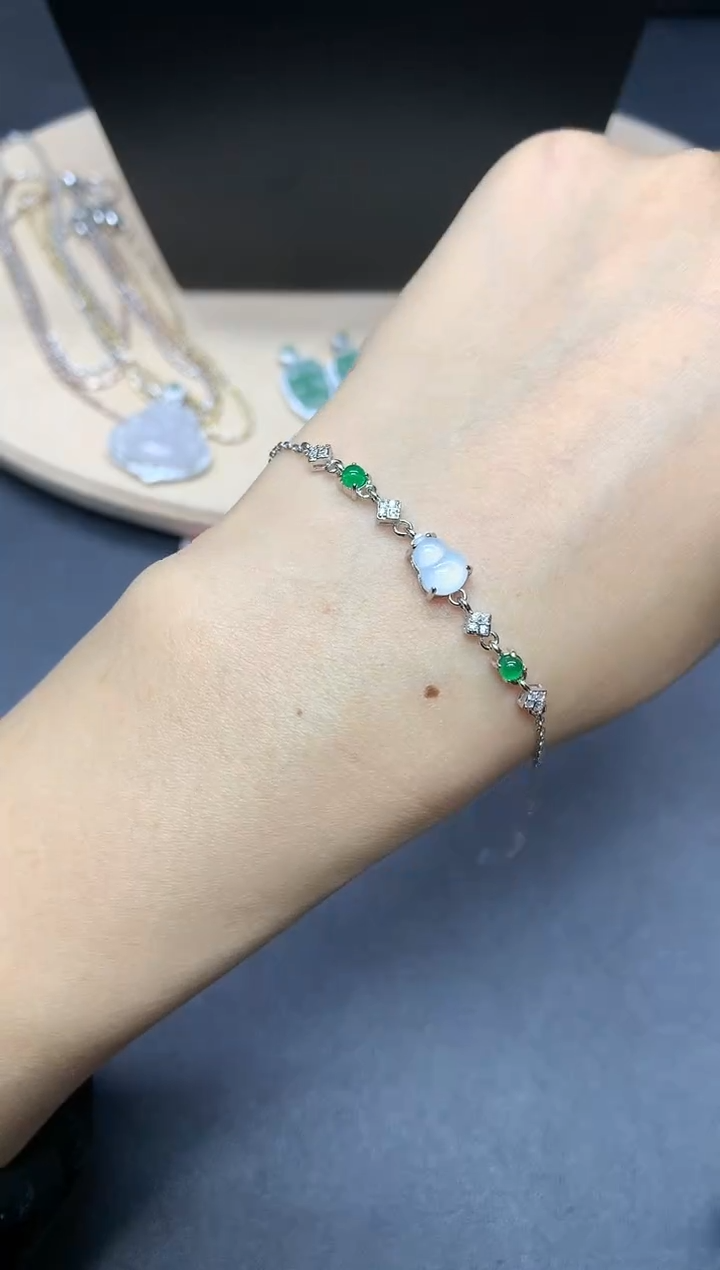 【闪购商品】翡翠手链银S925镶嵌葫芦【多样性发其一】