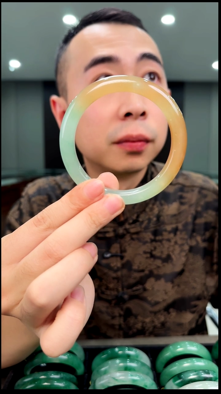 未镶嵌手镯石英质玉62