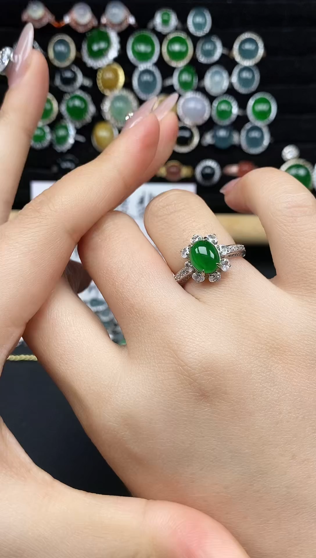 银S925镶嵌戒指翡翠258368