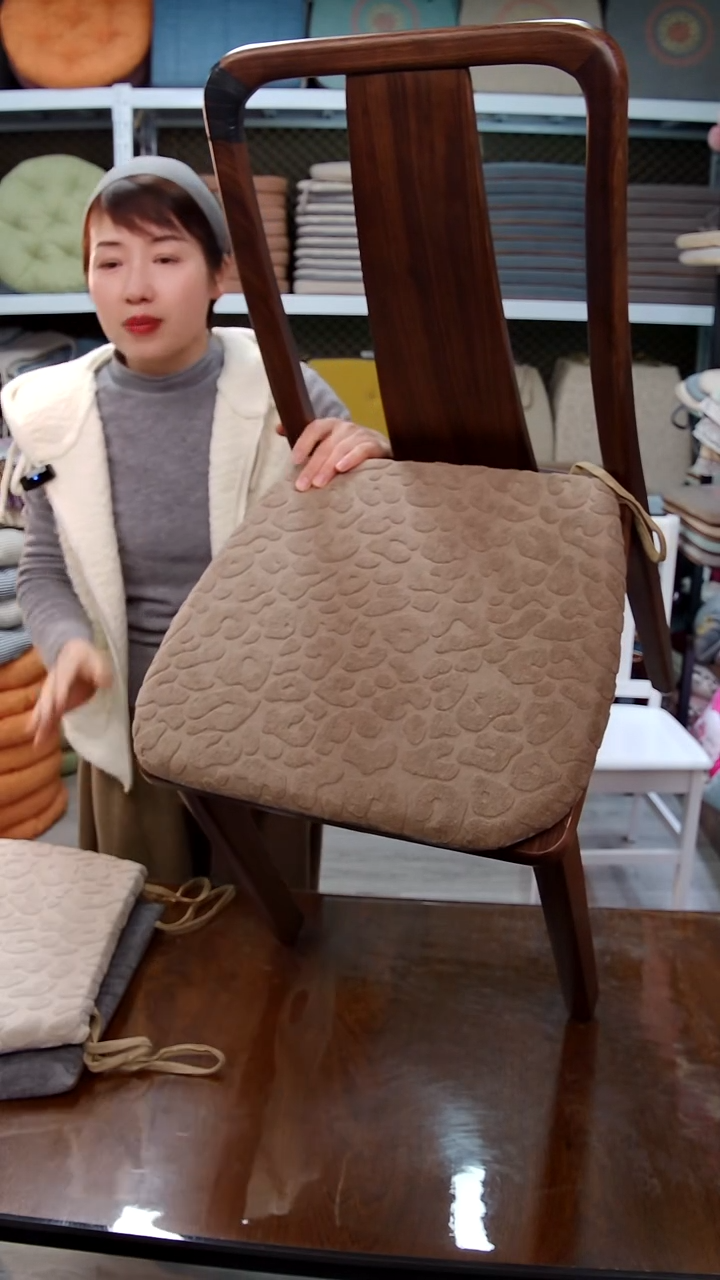 布石头记忆棉：咖色4个