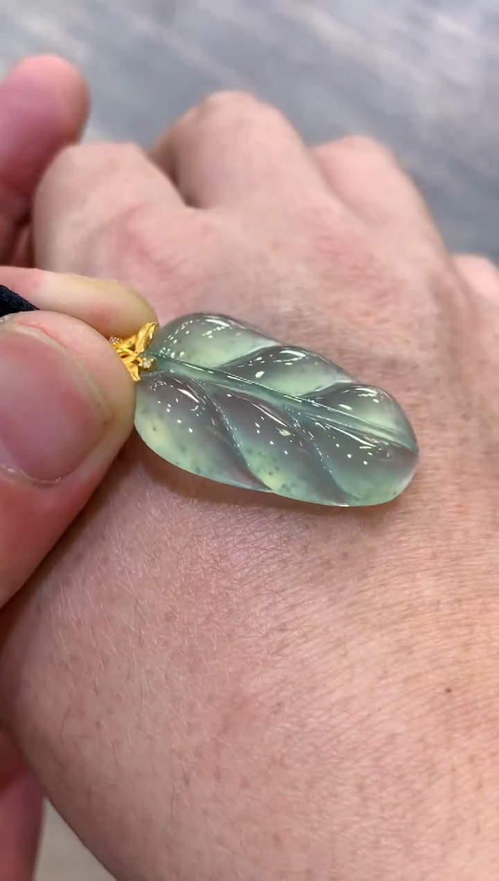 颈饰未镶嵌翡翠天然A货翡翠