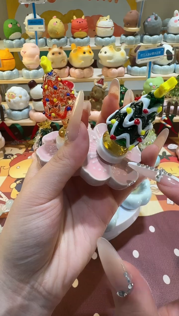 实心琉璃圣诞树转转随机颜色
