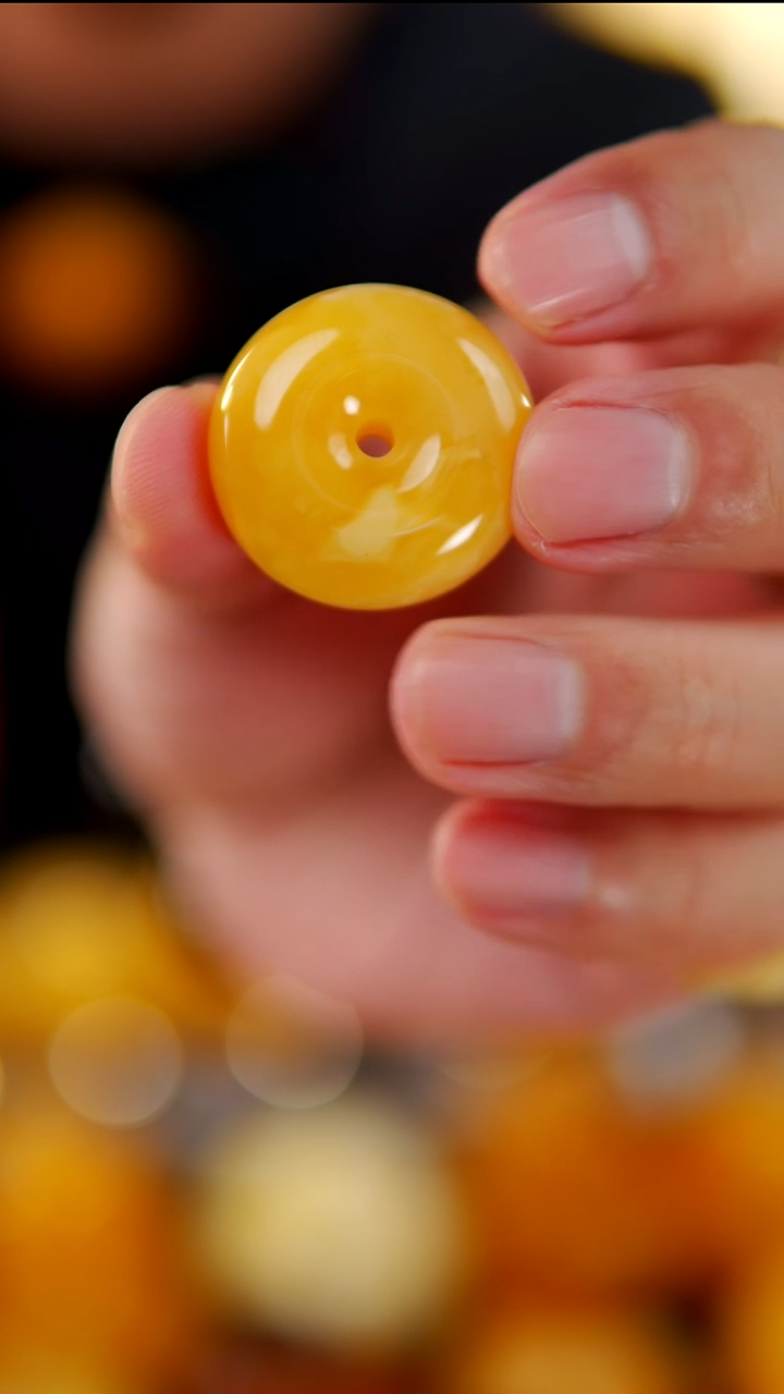 裸石琥珀未镶嵌焦皮料平安扣8.43