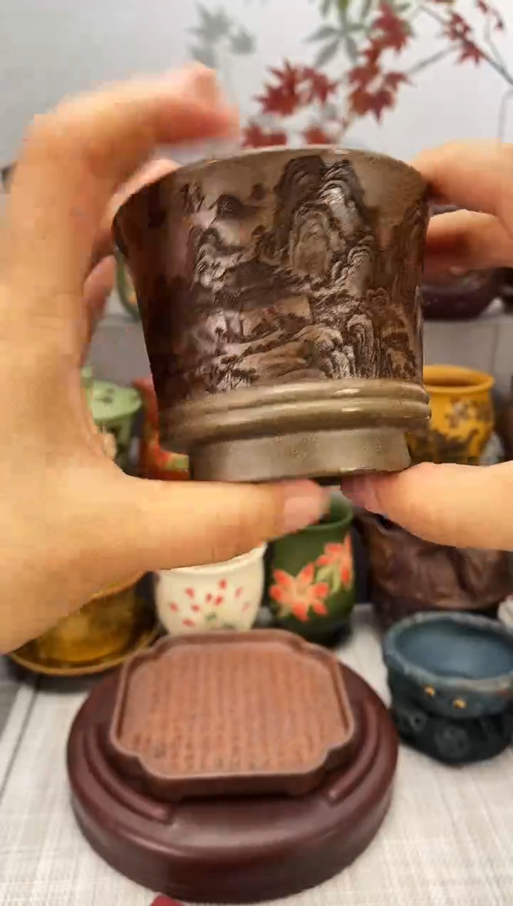 茶杯紫砂观山行旅图主人杯
