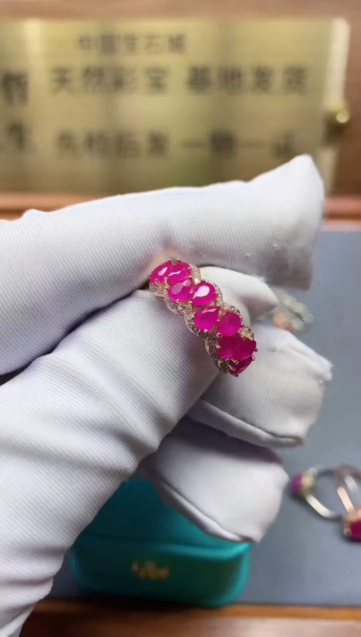 【闪购商品】红宝石戒指银S925镶嵌.........