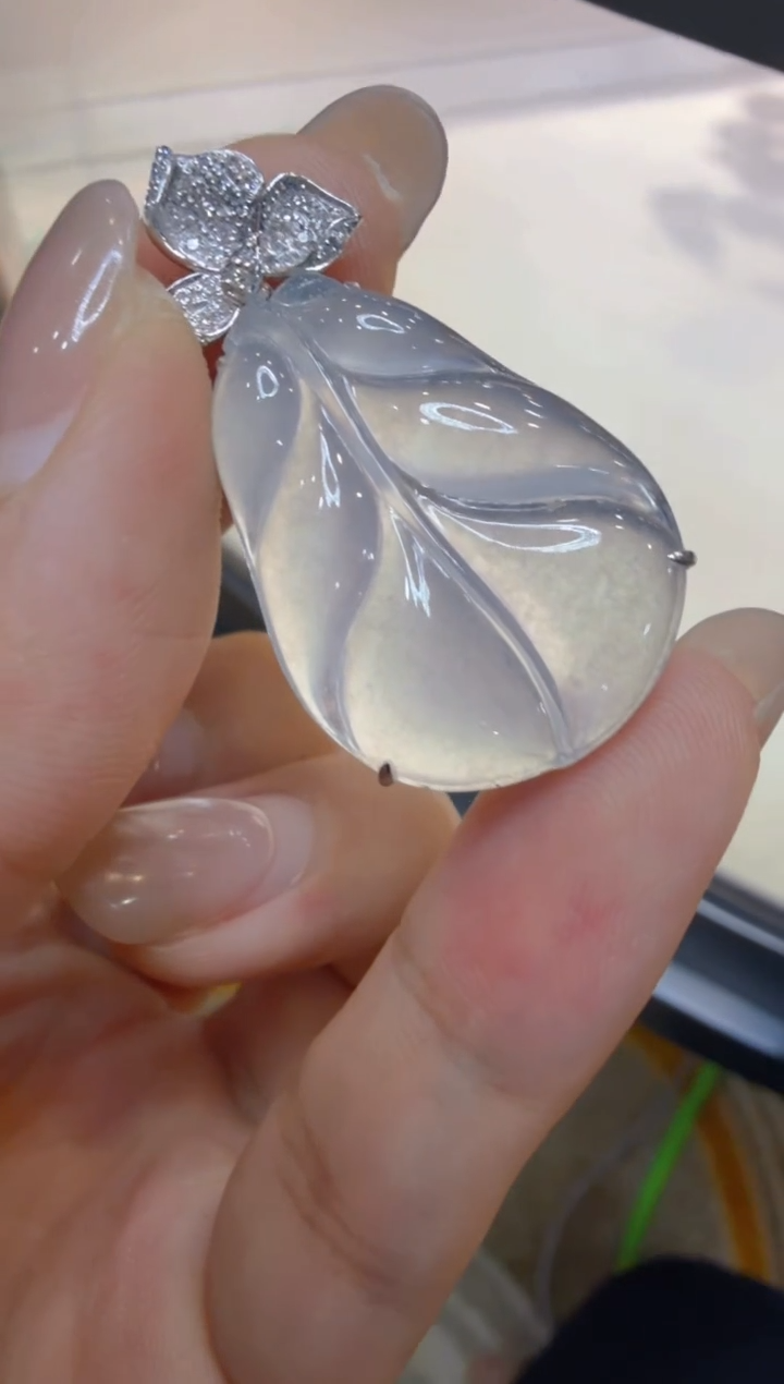 吊坠(不含链)18K金镶嵌翡翠多样性团购发一件