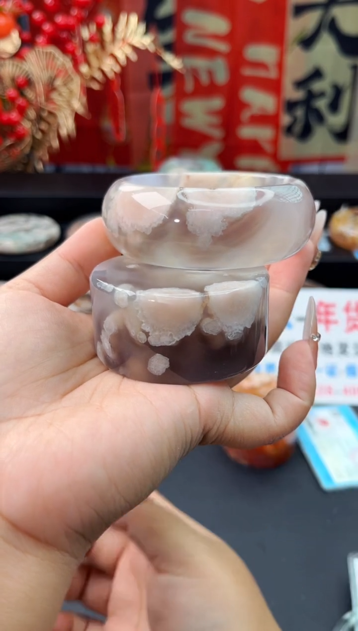 【闪购商品】石英质玉手镯未镶嵌赠送镯心（59圈口）