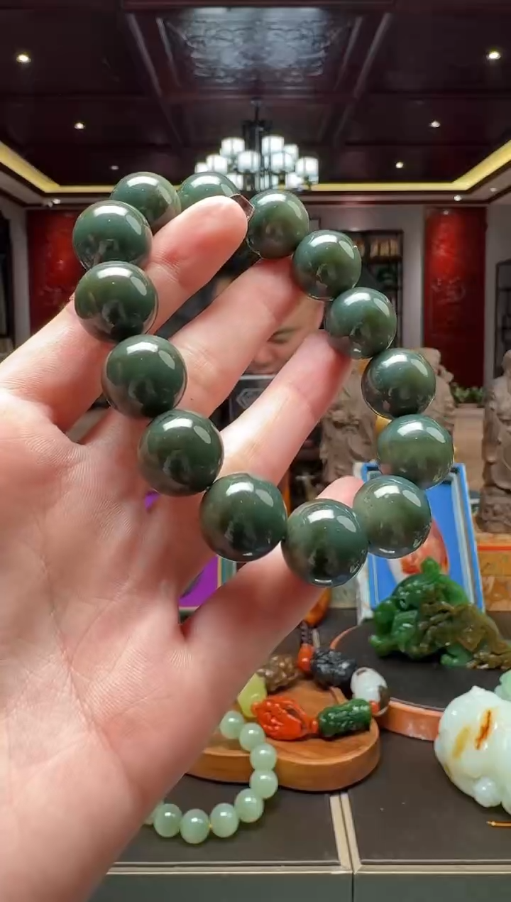 未镶嵌和田玉挂件szq