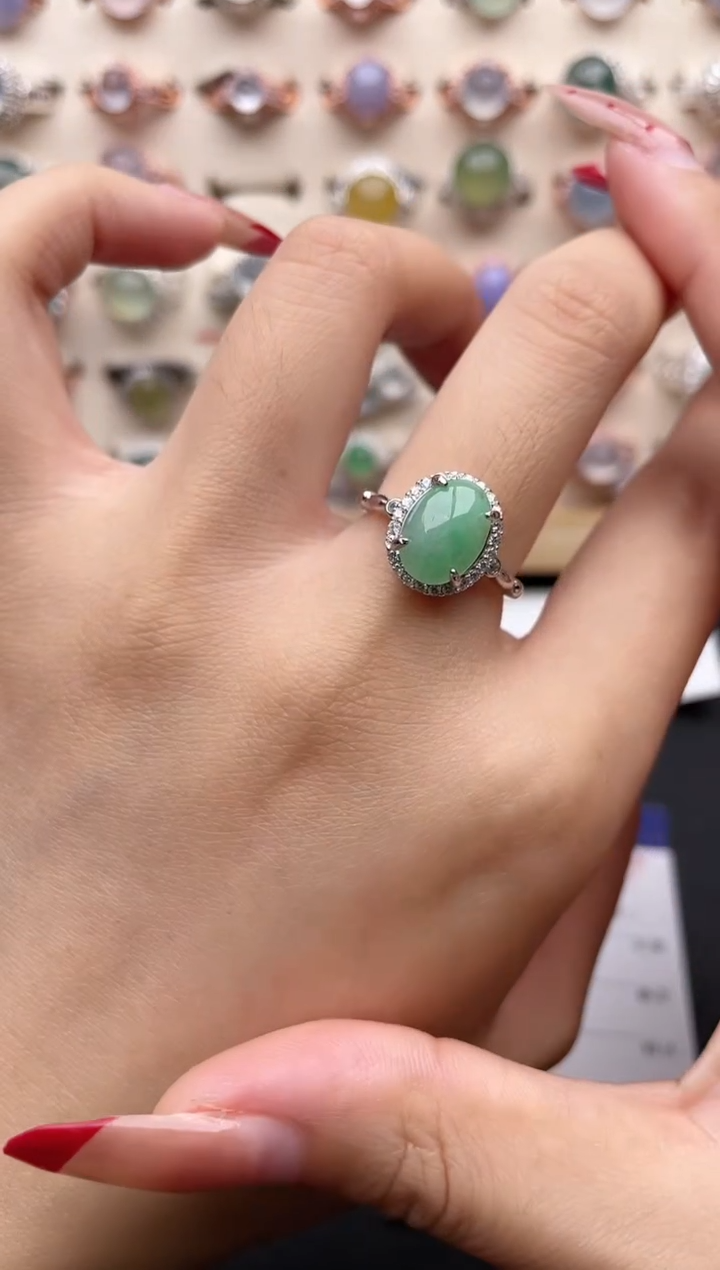 【闪购商品】翡翠戒指银S925镶嵌一物一证一礼盒