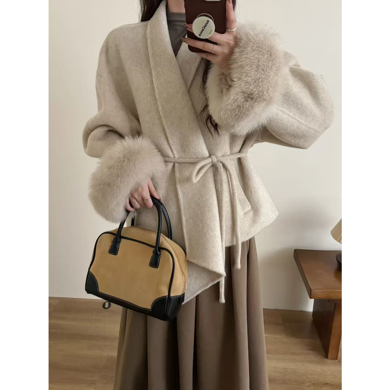 设计感毛毛袖口双面毛呢大衣女2025秋冬短款气质毛呢外套S611156
