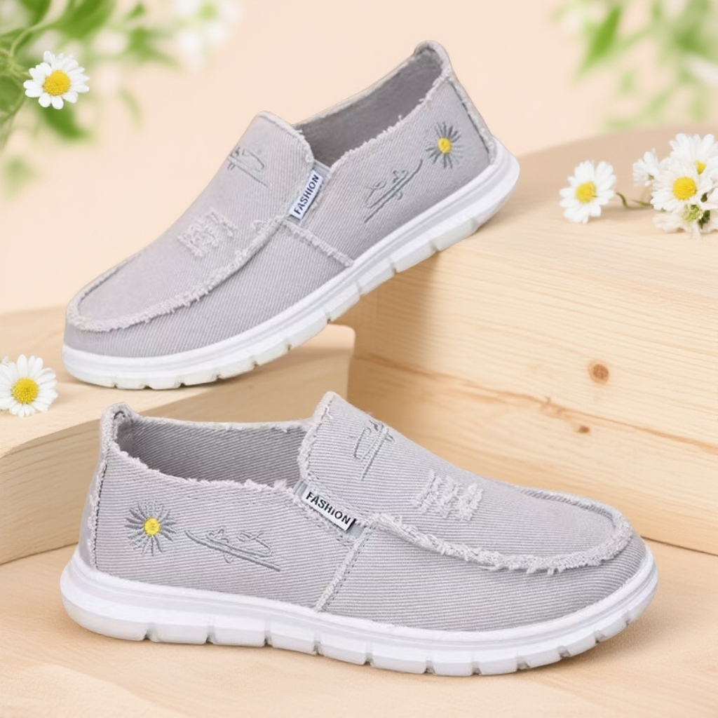 传统布鞋春季平底舒适春秋爆款帆布鞋小雏菊女鞋一脚蹬休闲鞋透气