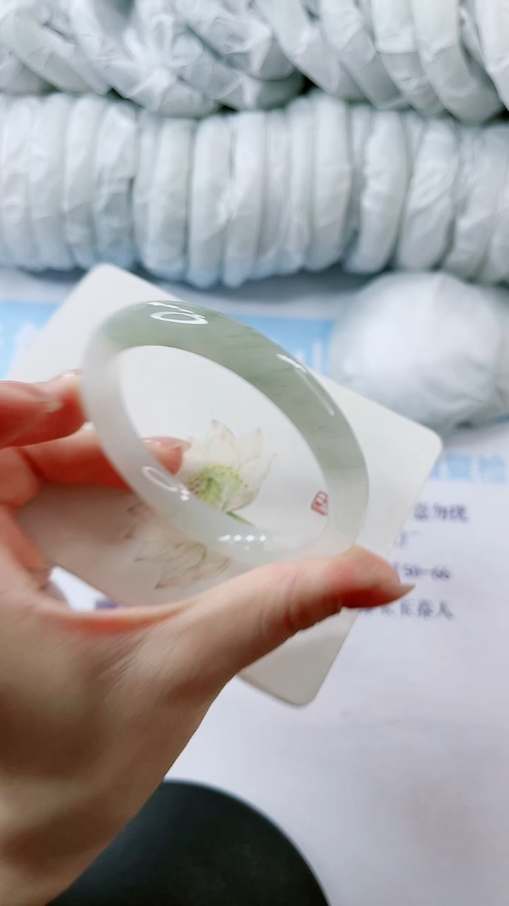 【闪购商品】石英质玉手镯未镶嵌多样性发货V95