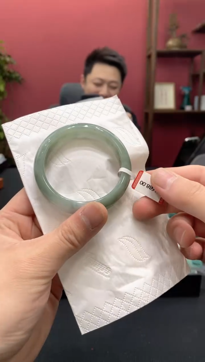 翡翠未镶嵌手镯00007740