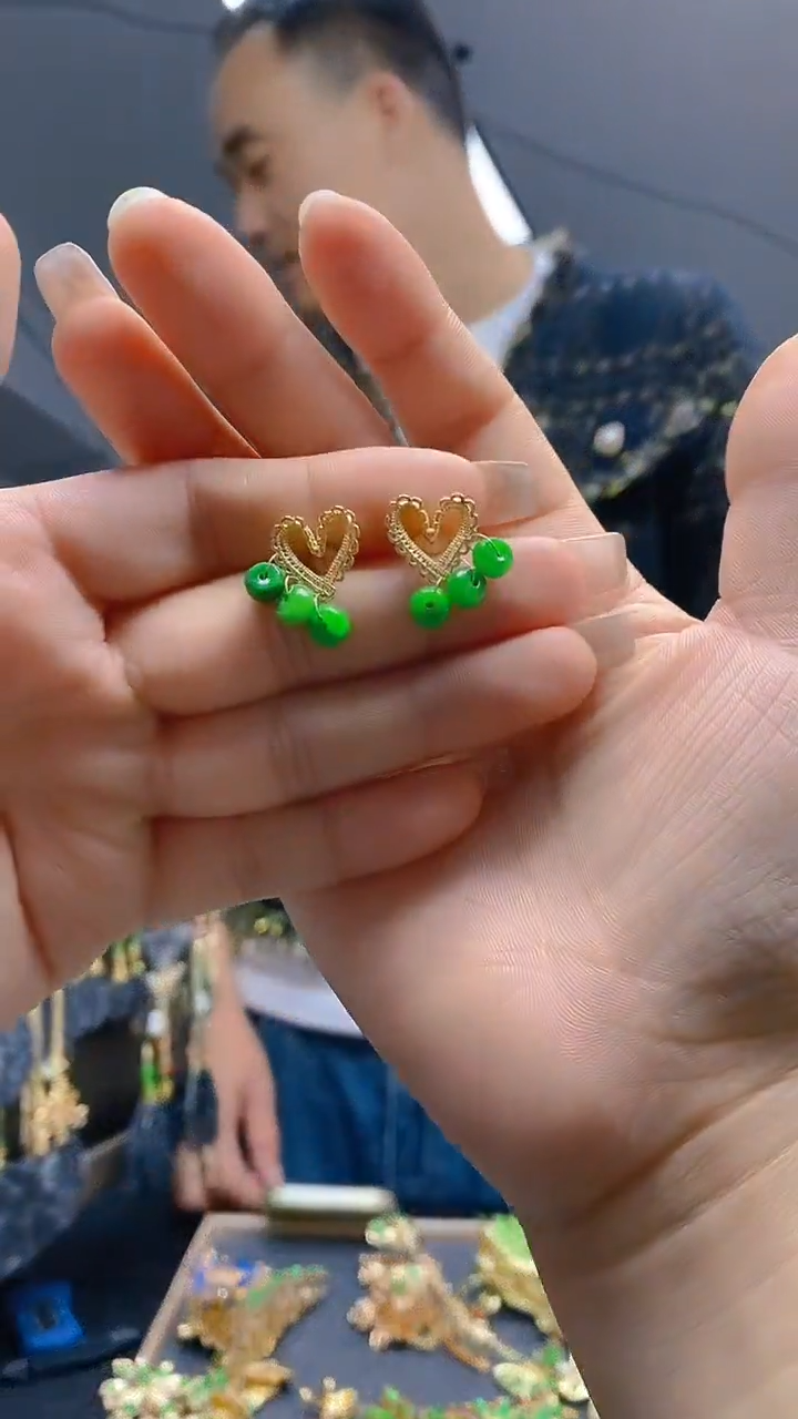 【闪购商品】翡翠耳饰合金40翡翠耳钉