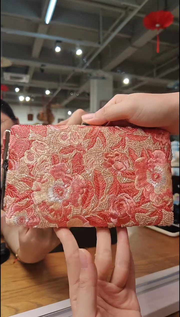 刺绣（直播优惠价）百师园雅姿娘系列珠绣包