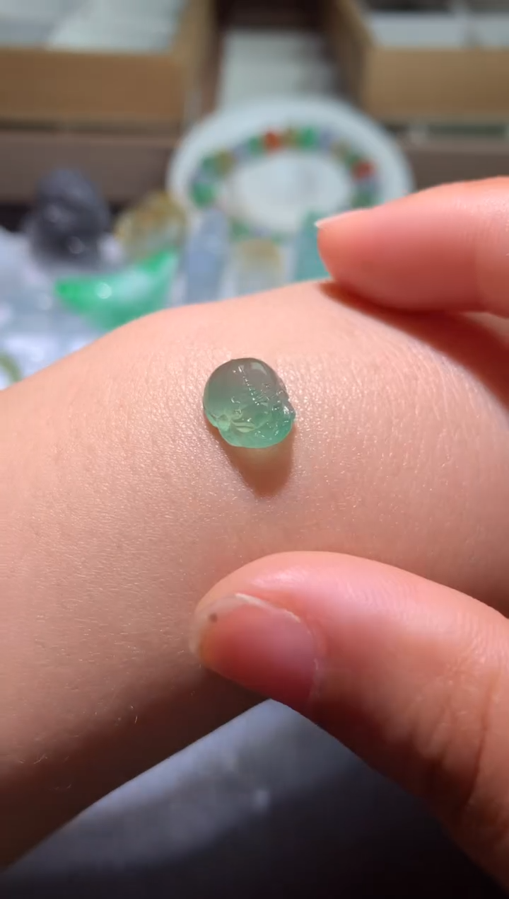 【闪购商品】定制翡翠未镶嵌毛货