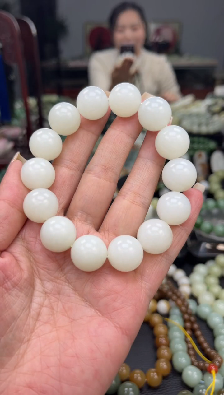 【闪购商品】和田玉手串未镶嵌新疆且末金山白玉卡16