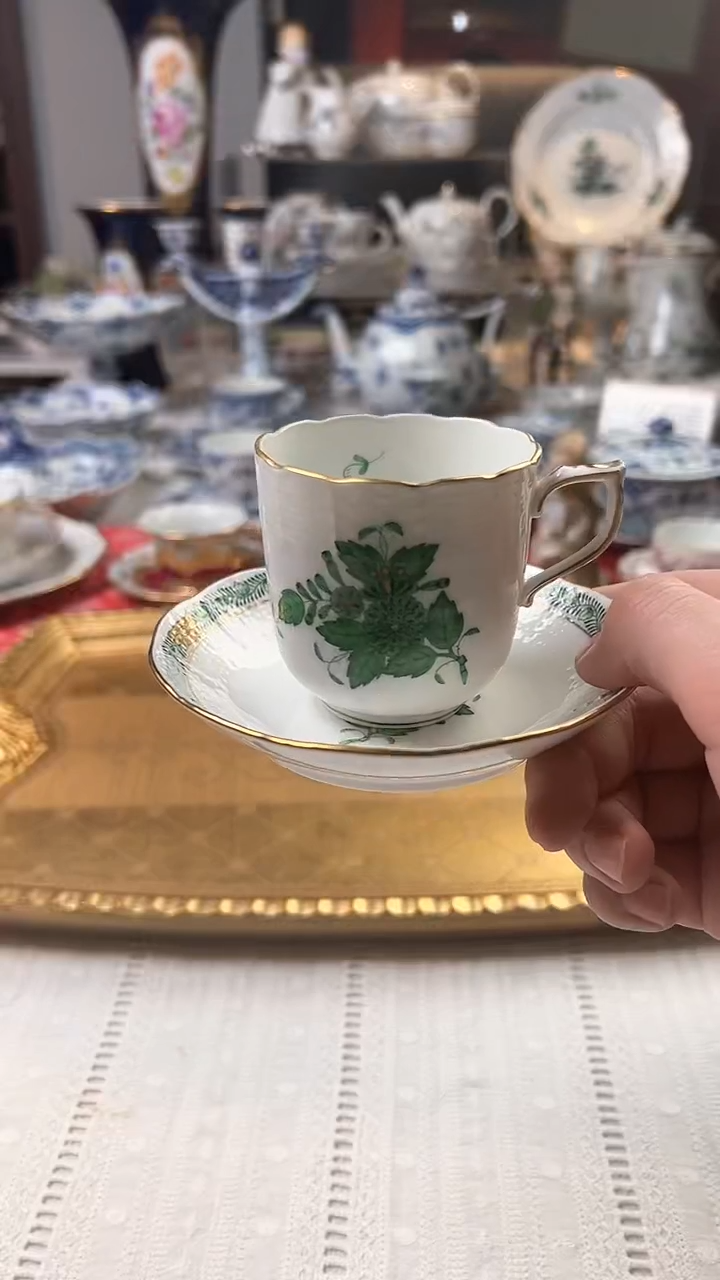 【闪购商品】瓷片赫伦绿色高足摩卡杯碟