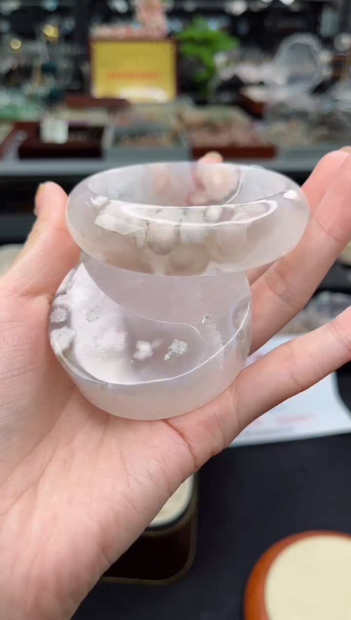 【闪购商品】石英质玉手镯未镶嵌59圈口（赠送镯心）601