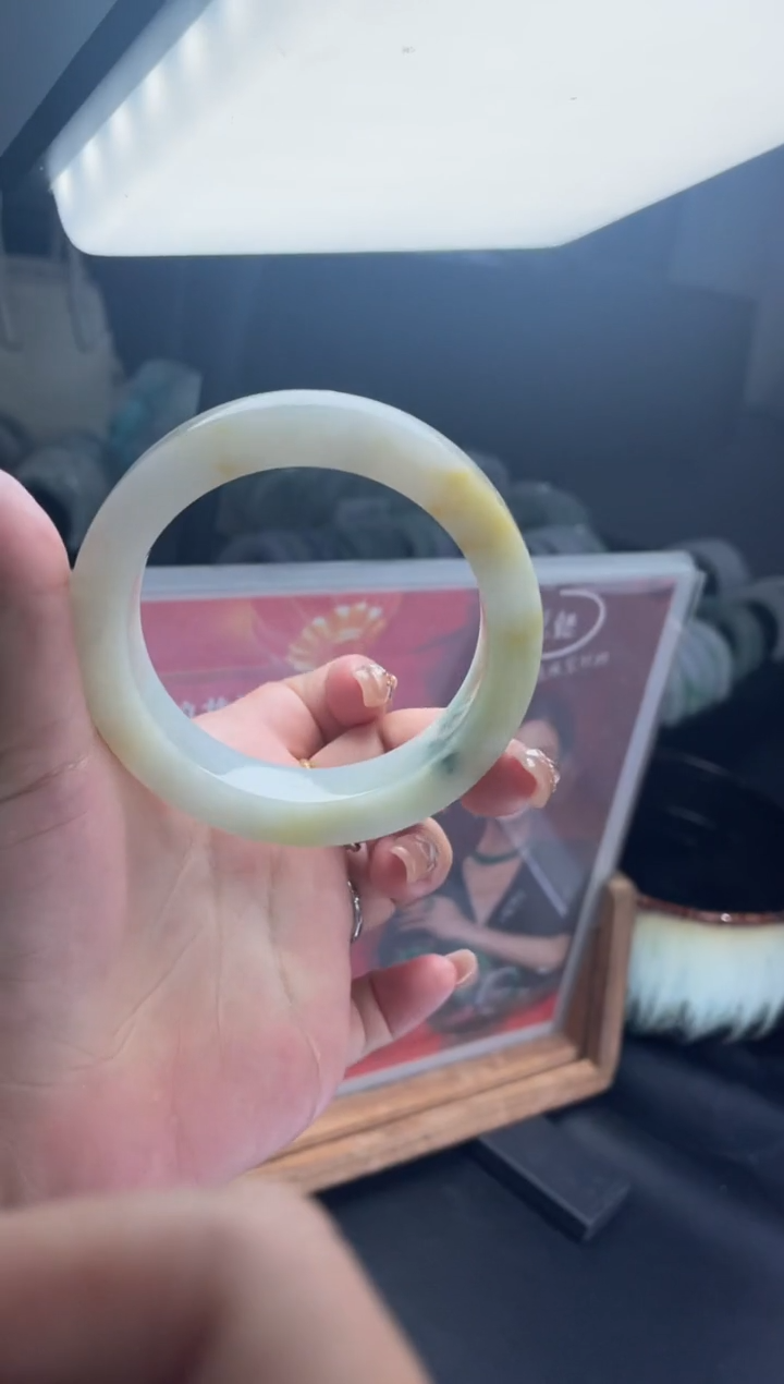 【闪购商品】定制翡翠手镯未镶嵌手镯DDQ/发一件