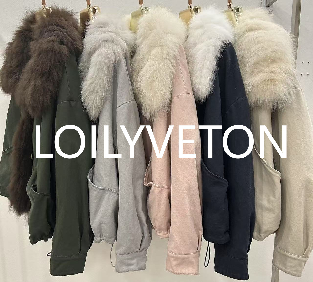 LOILYVETON 女装短款狐狸毛皮毛一体毛领白鹅绒派克服#66035