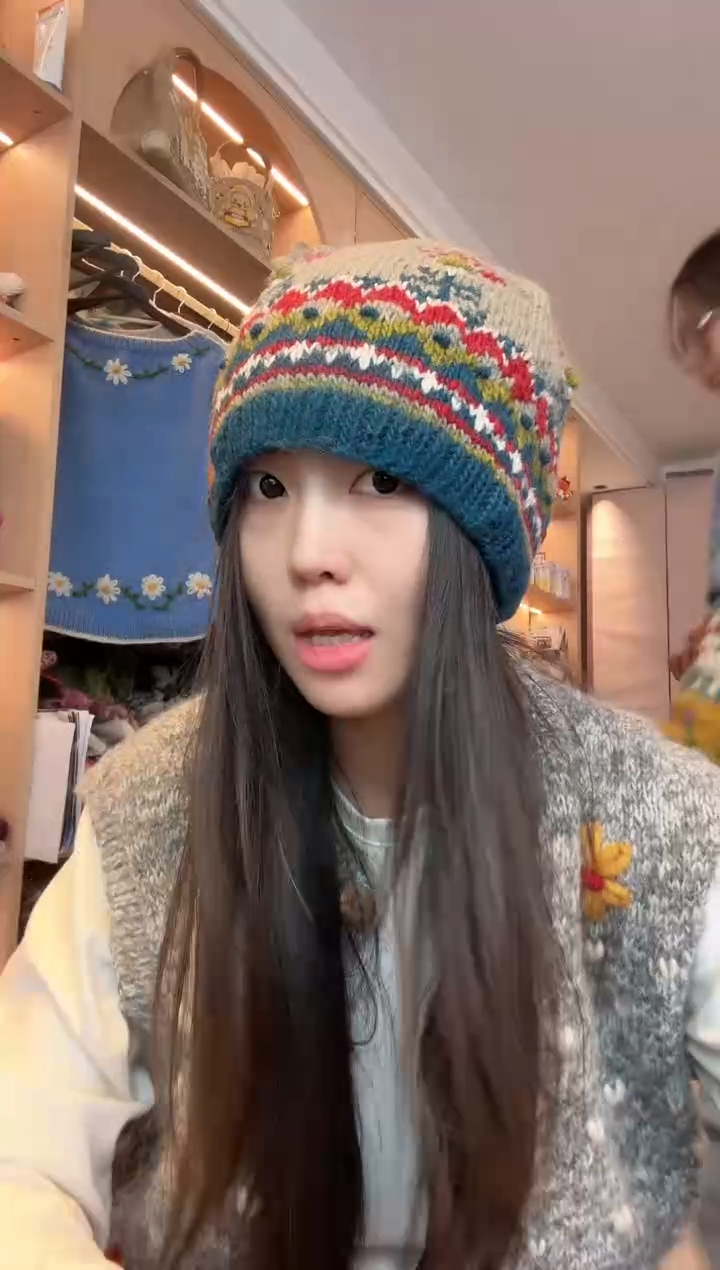 羊毛彼岸花羊毛冷帽