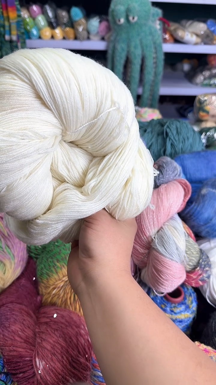 羊毛纯羊毛白色0.5斤