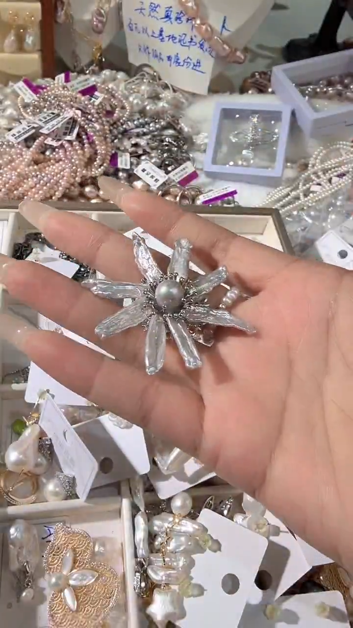 未镶嵌胸针淡水珍珠688