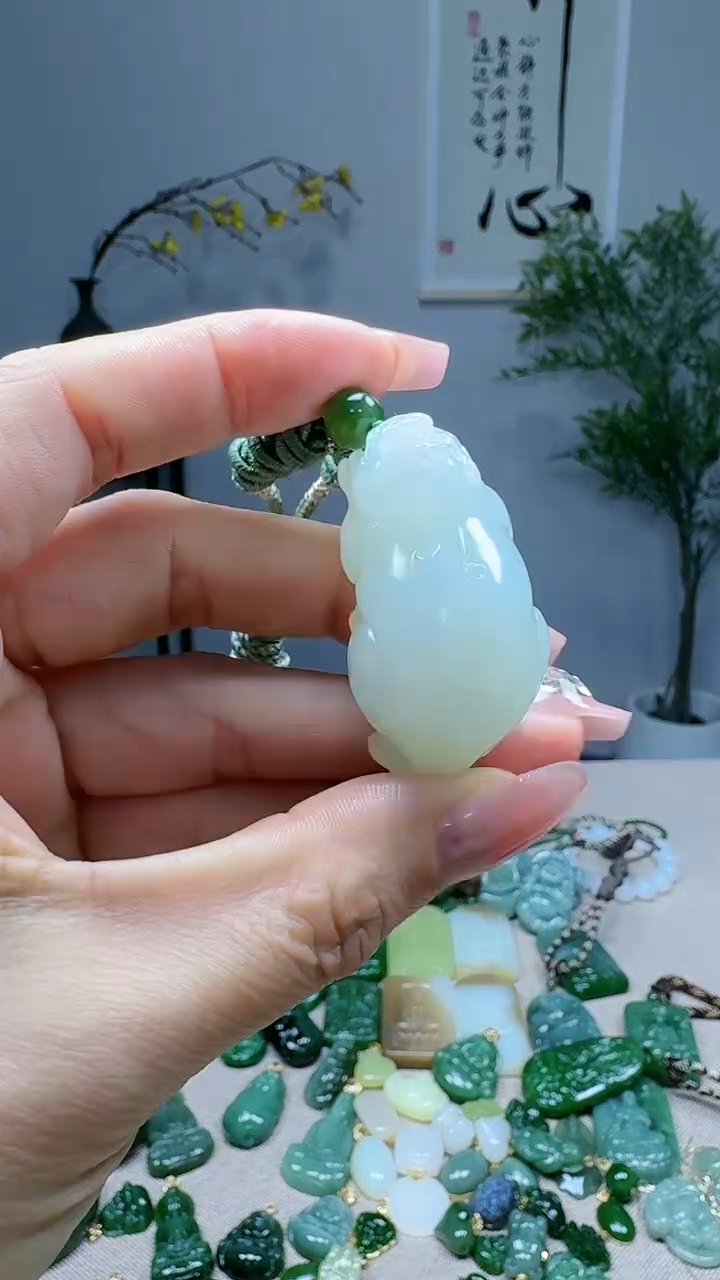 未镶嵌和田玉挂件1