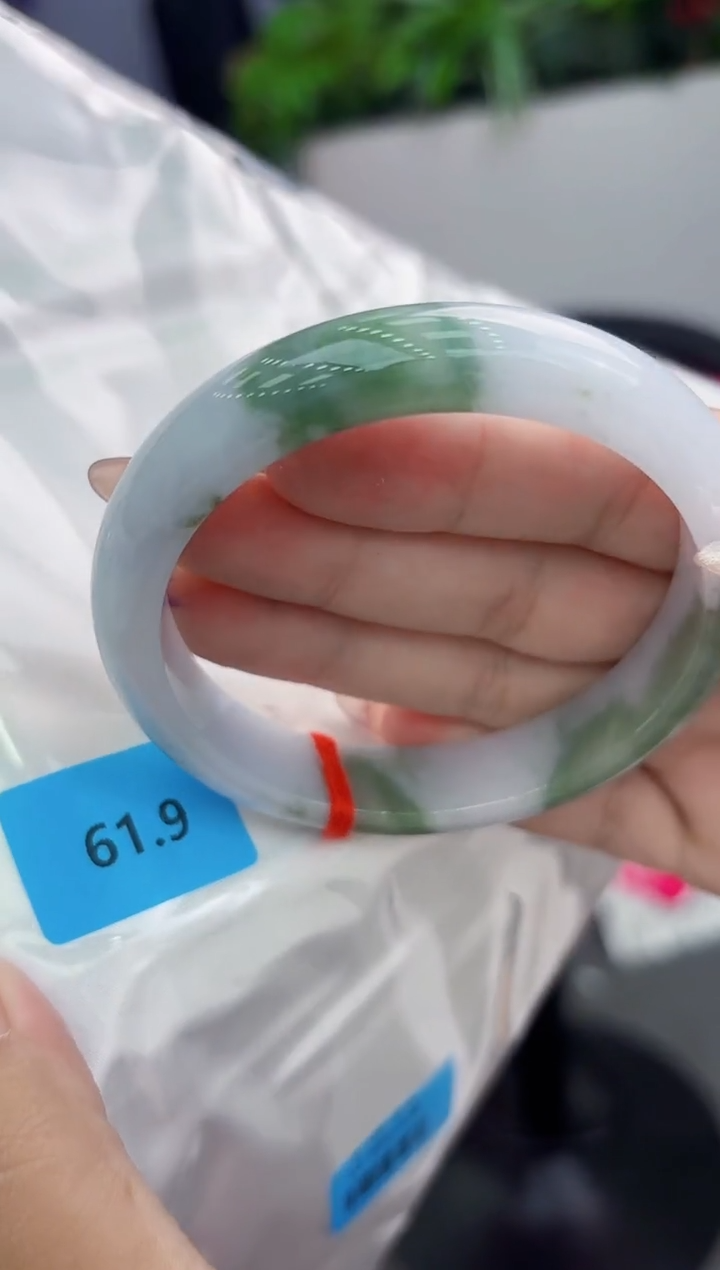 【闪购商品】翡翠手镯未镶嵌翡翠手镯