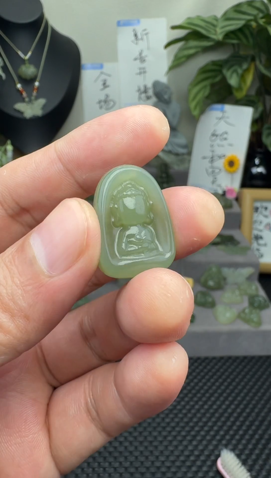 颈饰未镶嵌和田玉25mm  无相佛  赠绳  完美主义慎拍