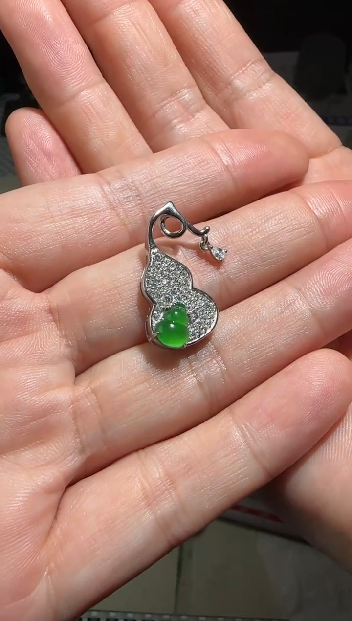 颈饰银S925镶嵌翡翠00006143