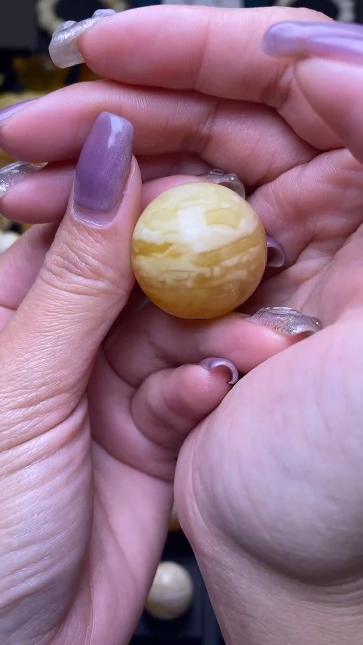 【闪购商品】琥珀裸石未镶嵌葵. 67