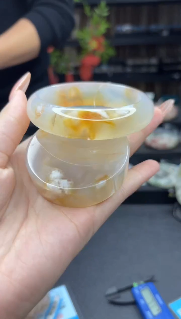 【闪购商品】石英质玉手镯未镶嵌2034（59圈赠送镯心）