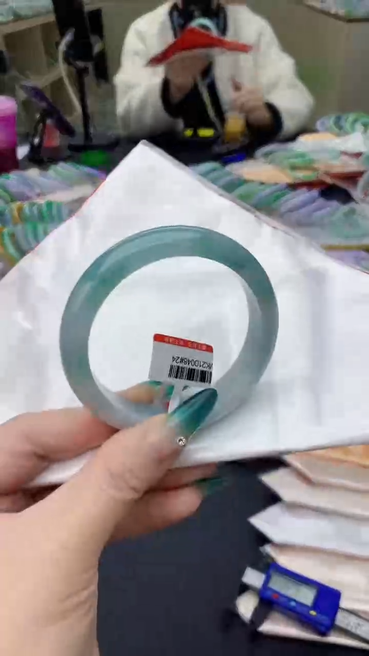 【闪购商品】翡翠手镯未镶嵌0263222849