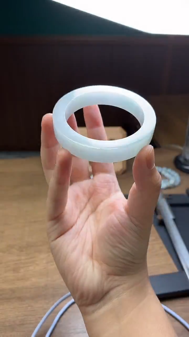 未镶嵌手镯定制翡翠定制