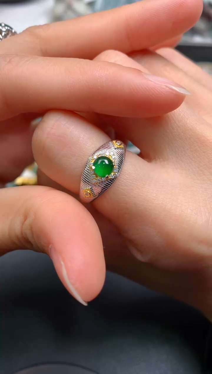 【闪购商品】翡翠颈饰银S925镶嵌无证书