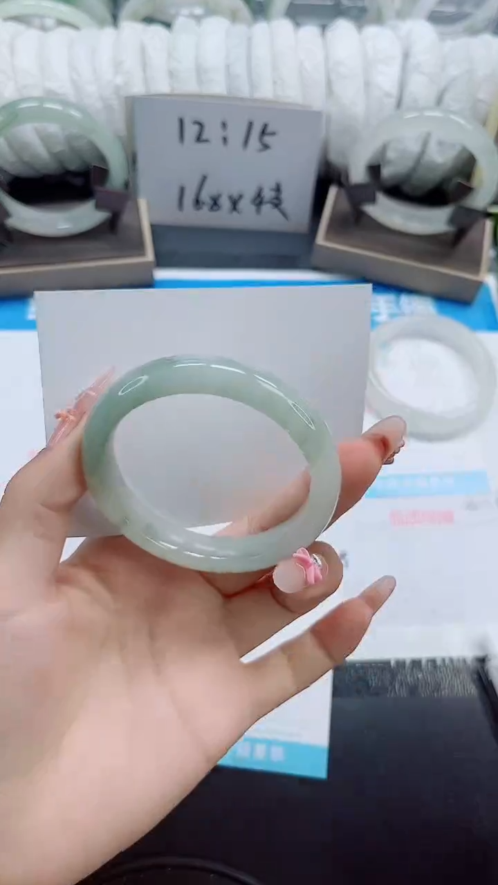 石英质玉手镯未镶嵌b169-圈口55.2