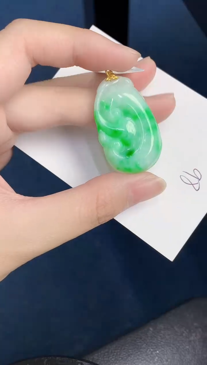 【闪购商品】翡翠颈饰18K金镶嵌000000000