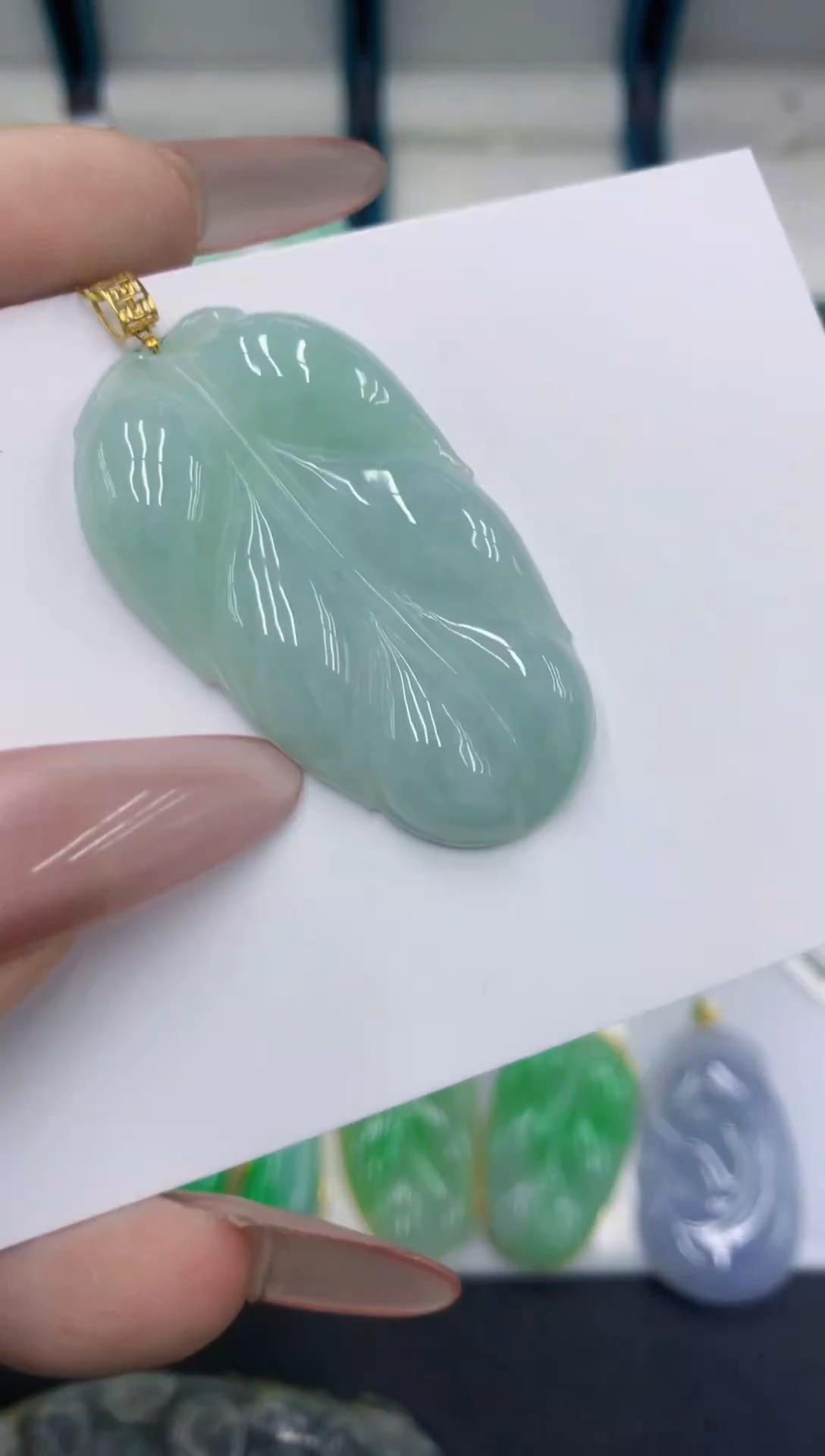 颈饰18K金镶嵌翡翠111111