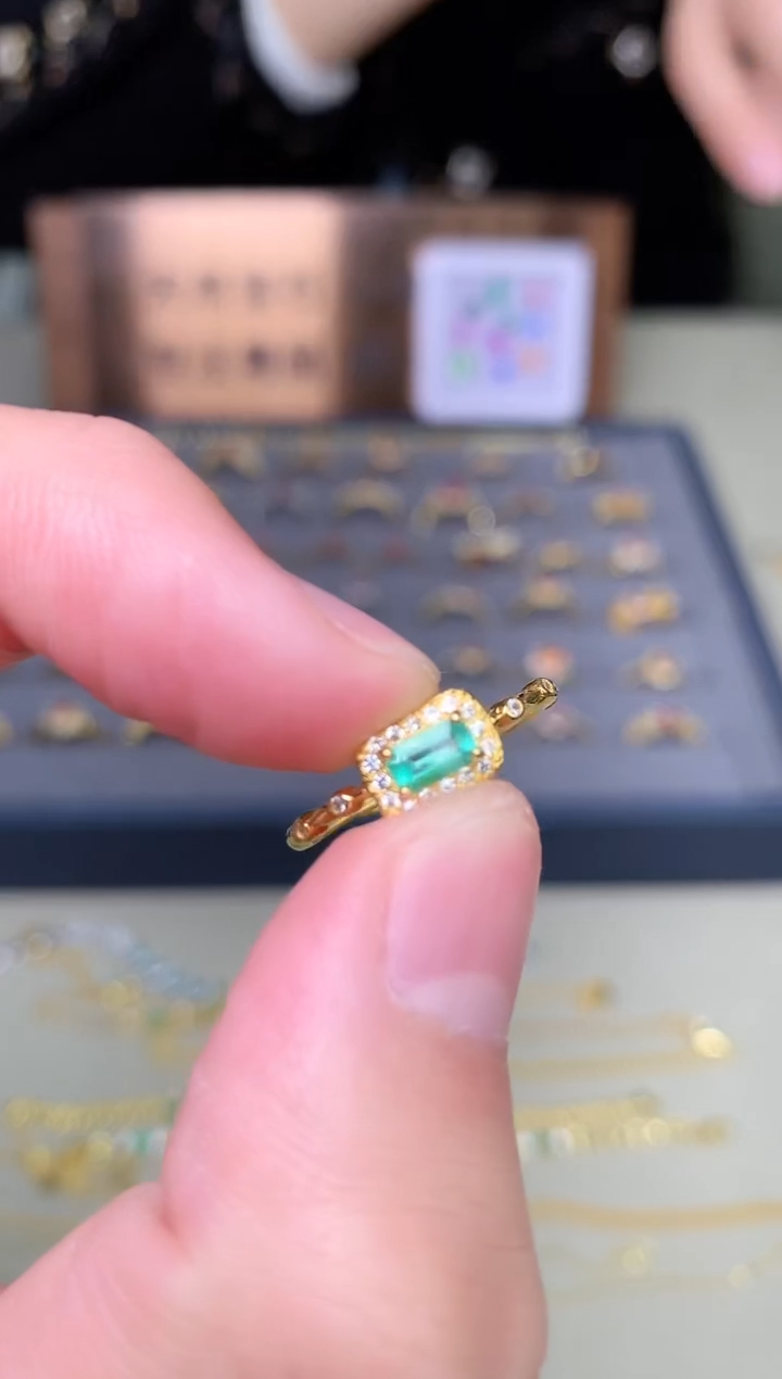 【闪购商品】祖母绿戒指银S925镶嵌戒指