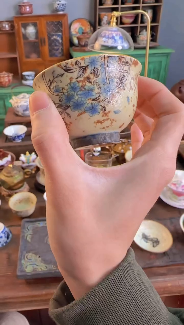 【闪购商品】焦糖青花火山石兰花撇口杯